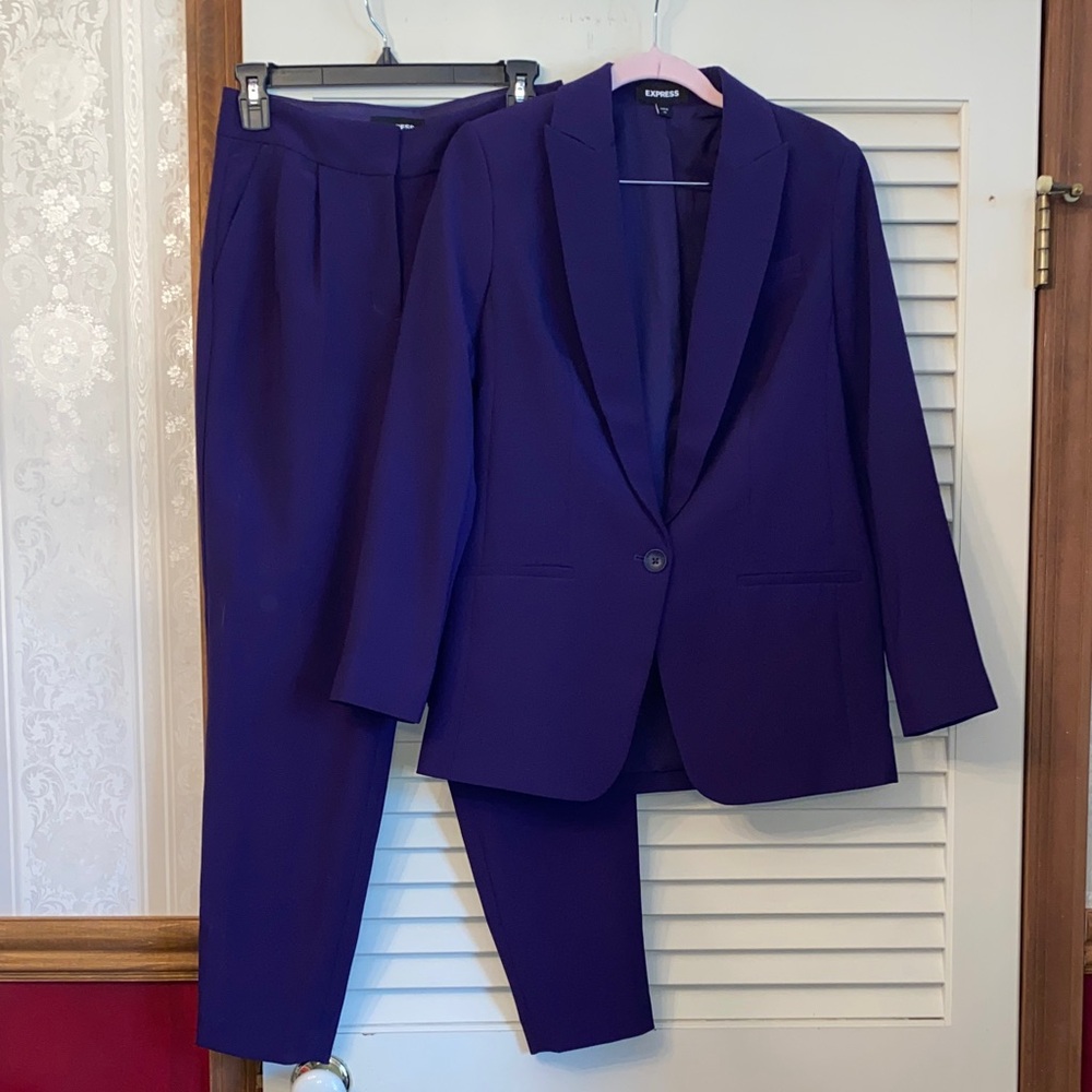 Like new Express Long Blazer Purple Suit XS/2